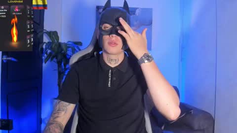 YEIKO ROMERO online show from October 31, 2025, 5:36 pm