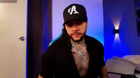 yeikoe1 online show from January 17, 2025, 2:18 am