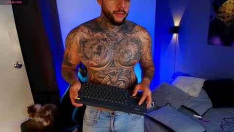 yeikoe1 online show from January 18, 2025, 5:41 am