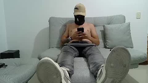 Snapshot of yeisongomezz chatting on July 17, 2026, 12:06 am yeisongomezz online show from July 17, 2026, 12:06 am
