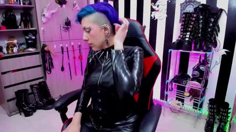 Yelena online show from March 8, 2025, 11:18 pm