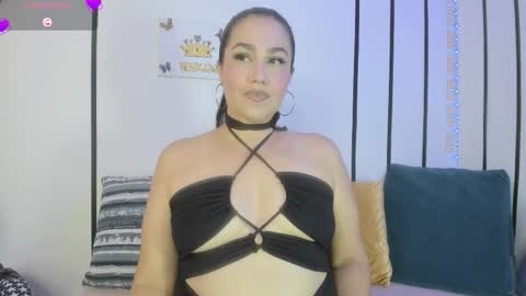 Yelena Owens online show from September 17, 2025, 1:51 am