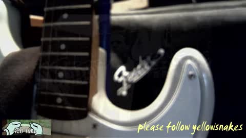 .     y e l l o w s n a k e s       . online show from October 8, 2025, 10:07 pm