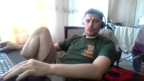 Snapshot of yellowsubmarinex2 chatting on June 10, 2026, 12:48 pm yellowsubmarinex2 online show from June 10, 2026, 12:48 pm