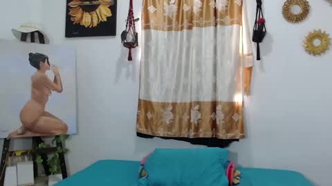 Snapshot of yemaya_28 chatting on March 3, 2025, 12:58 pm Yemaya 28 online show from March 3, 2025, 12:58 pm