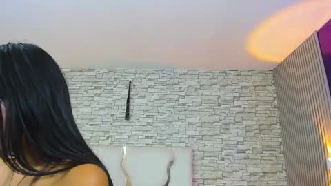 Snapshot of yenn_tay chatting on June 7, 2026, 11:47 am ZAYDEN online show from June 7, 2026, 11:47 am