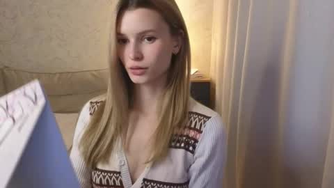 Snapshot of yennaone chatting on May 11, 2026, 2:56 pm Yenna online show from May 11, 2026, 2:56 pm