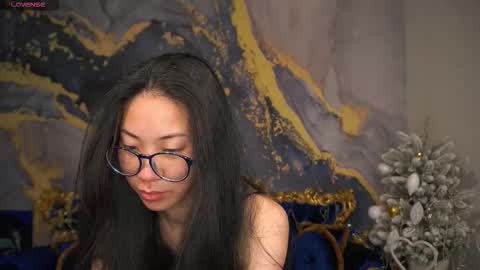 yennstar online show from February 20, 2026, 7:25 pm