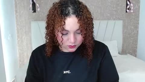 Yera  online show from November 29, 2025, 12:41 pm