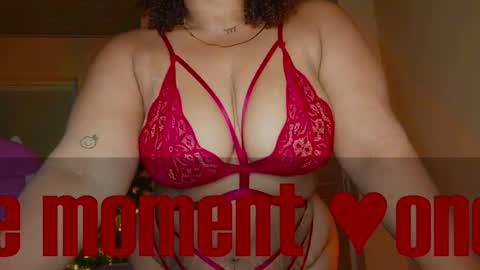 Snapshot of yera_sh chatting on February 9, 2026, 12:58 am YERA online show from February 9, 2026, 12:58 am