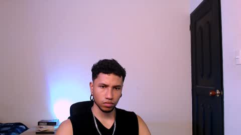 Yeff ind. model  online show from January 16, 2025, 9:08 pm