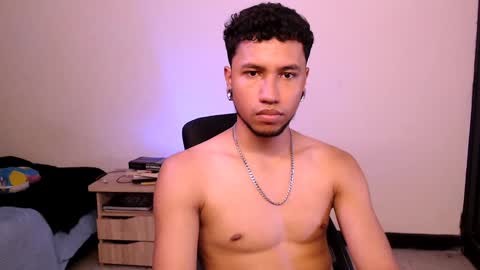 Yeff ind. model  online show from January 24, 2025, 4:27 am