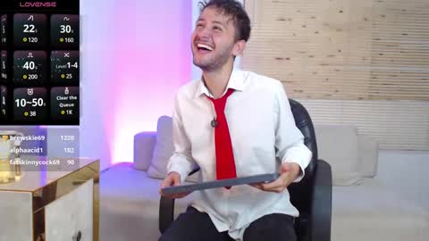 Snapshot of yerito_ chatting on December 16, 2024, 8:58 pm Yero online show from December 16, 2024, 8:58 pm