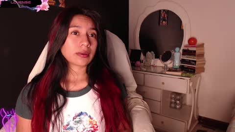 Yesi online show from January 18, 2025, 2:44 pm