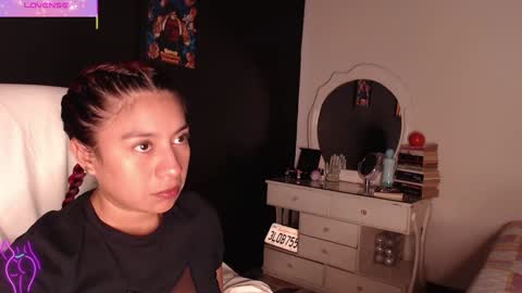 Yesi online show from January 20, 2025, 3:18 pm