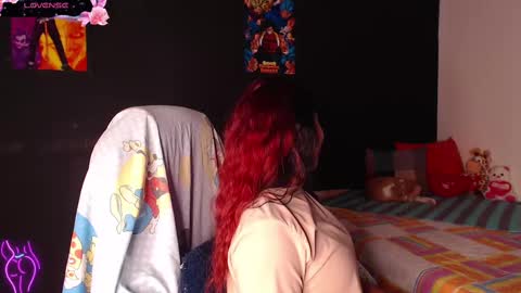 Yesi online show from March 12, 2025, 3:51 pm