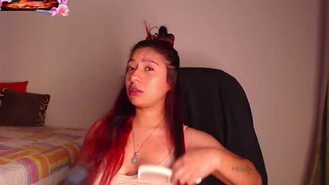 Yesi online show from October 13, 2025, 3:34 pm