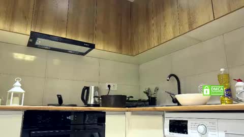 Zlata online show from January 16, 2026, 2:43 pm