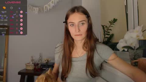 Zoe online show from September 30, 2025, 8:47 pm