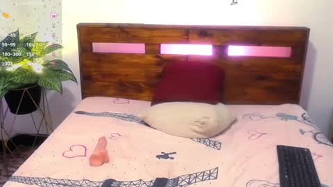 Yeseniaa25  online show from April 1, 2026, 1:41 pm