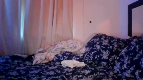 yesinchris7 online show from July 25, 2026, 1:30 pm