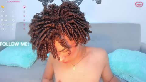 Snapshot of yess__daddyy chatting on February 12, 2025, 3:49 pm YAMPOOL online show from February 12, 2025, 3:49 pm