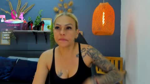 Snapshot of yessika_parker chatting on June 2, 2026, 8:49 am yessika_parker online show from June 2, 2026, 8:49 am