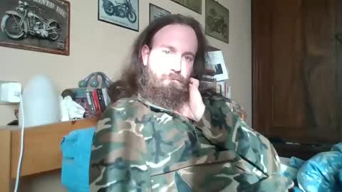 yeti_92 online show from February 15, 2025, 2:00 pm