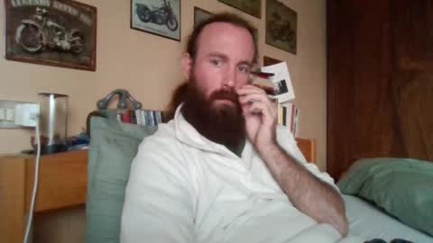 yeti_92 online show from October 8, 2025, 4:04 pm