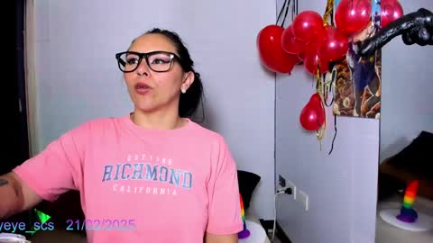 Luna online show from February 21, 2025, 6:59 pm