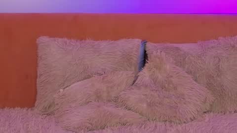 YEYE online show from February 3, 2026, 6:22 am