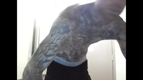 Snapshot of yfwb69xxx chatting on October 14, 2025, 6:36 am yfwb69xxx online show from October 14, 2025, 6:36 am