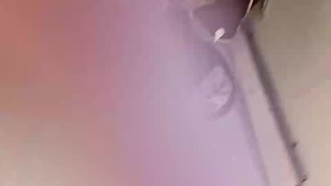 Snapshot of yfwb69xxx chatting on November 2, 2025, 3:42 am yfwb69xxx online show from November 2, 2025, 3:42 am