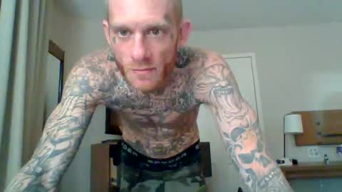 Snapshot of yfwb69xxx chatting on November 18, 2025, 11:58 am yfwb69xxx online show from November 18, 2025, 11:58 am