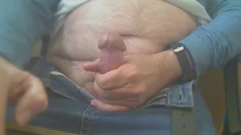 yigalb_ online show from January 12, 2026, 9:58 am