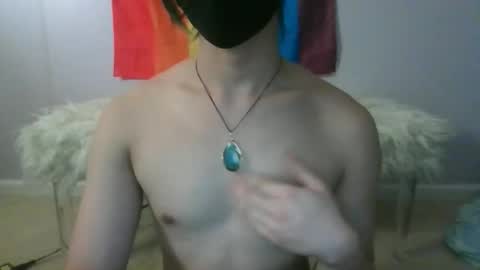 yin476 online show from November 2, 2025, 8:17 am