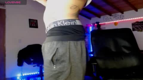 yio cohen  online show from December 18, 2024, 5:26 am