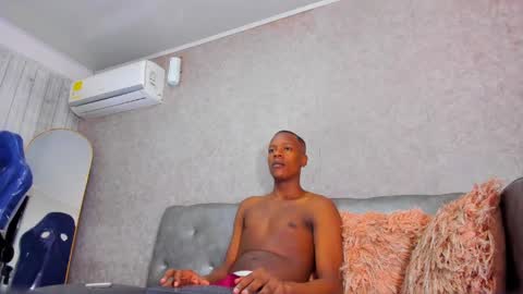 Snapshot of yisuswayan chatting on May 18, 2026, 1:39 pm YISU online show from May 18, 2026, 1:39 pm