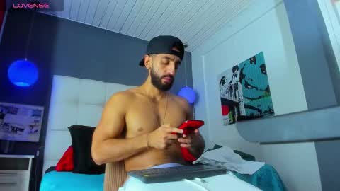 Yiyo online show from February 3, 2026, 6:40 am