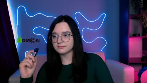 Snapshot of ylia_fress chatting on April 26, 2026, 1:42 pm Ylia online show from April 26, 2026, 1:42 pm