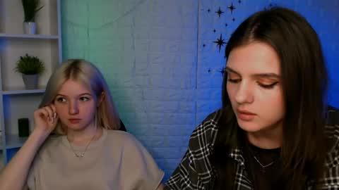 Snapshot of ylia_fress chatting on May 4, 2026, 2:24 pm Ylia online show from May 4, 2026, 2:24 pm