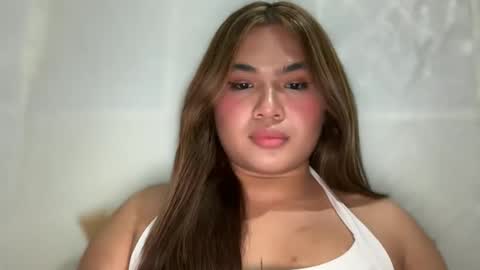 yllana love online show from February 15, 2025, 3:06 pm