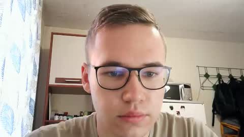 Yminoske online show from November 15, 2025, 8:00 am