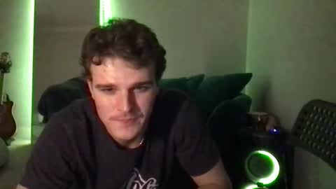 Snapshot of yngdesire1 chatting on December 1, 2025, 9:03 am yngdesire1 online show from December 1, 2025, 9:03 am