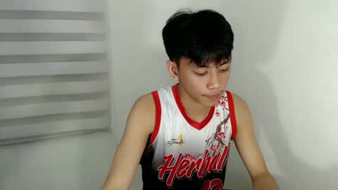 Snapshot of ynotyu chatting on October 9, 2025, 5:33 pm ynotyu online show from October 9, 2025, 5:33 pm