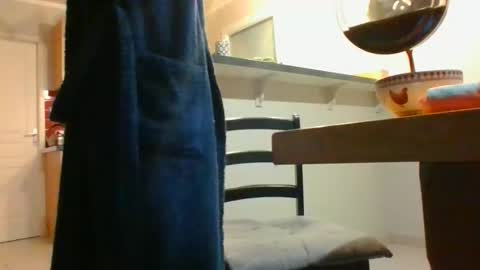 Snapshot of yoannsexmalo chatting on October 15, 2025, 5:29 am Yoann online show from October 15, 2025, 5:29 am