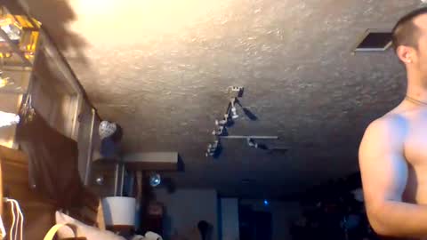 Single man online show from February 20, 2026, 10:49 am