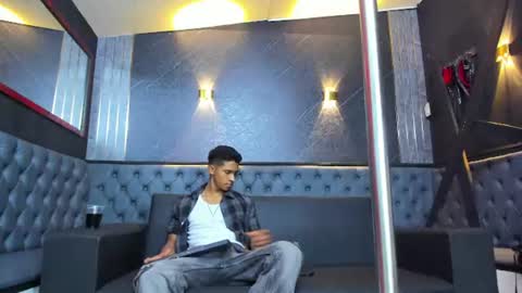 Snapshot of yoel_blessed chatting on July 15, 2026, 11:37 am Yoel online show from July 15, 2026, 11:37 am