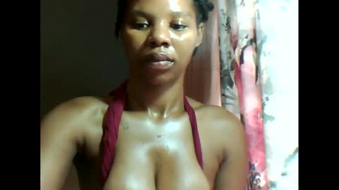 Snapshot of yoncexx25 chatting on March 4, 2025, 7:51 am amazingkellyxx online show from March 4, 2025, 7:51 am