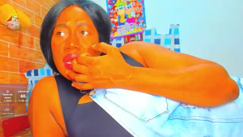 Snapshot of yonnsol_avril chatting on December 21, 2025, 10:28 pm yonnsol_avril online show from December 21, 2025, 10:28 pm